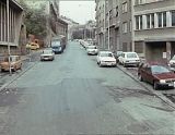 http://i29.photobucket.com/albums/c268/VuleGSBeograd/Sivi Dom/Epizoda 6/Mercedes Mini/th_MercedesMini.jpg